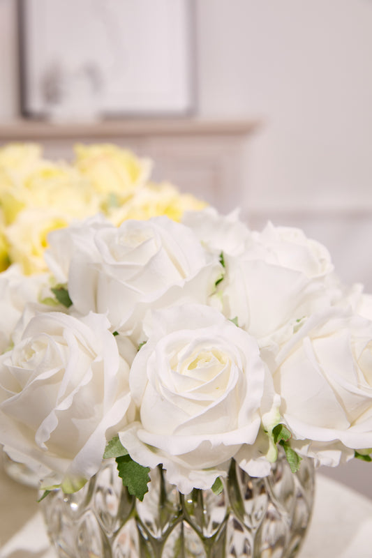 ElegFleur - Spherical Vase Bud Rose Bouquet - White